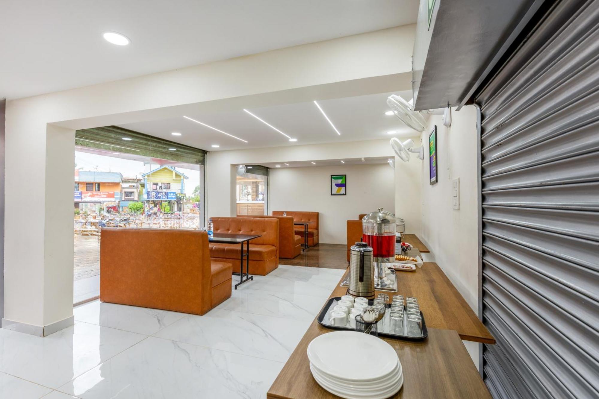 Treebo Sky City Grand, 5 Min From Mangalore Airport מראה חיצוני תמונה